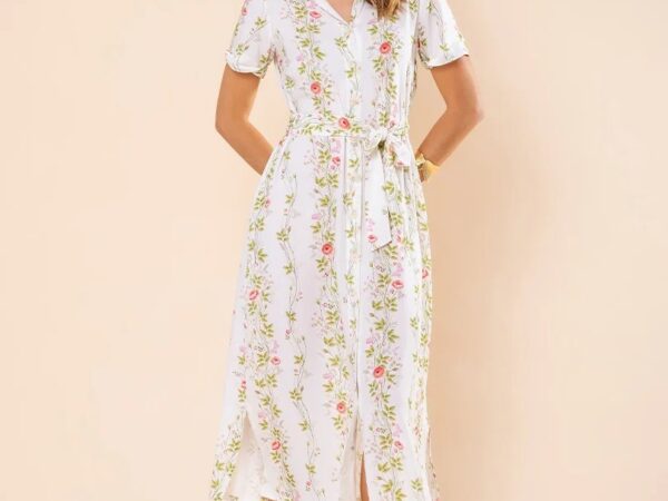 Quais modelos de vestidos estampados a Stella Maris oferece?